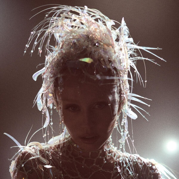 Miley Cyrus [2025 Something Beautiful (Deluxe)] (FLAC 24Bit-96..